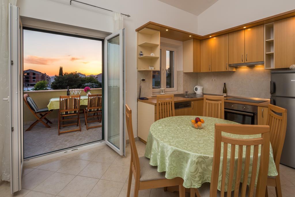 Apartments Leon Podstrana Pokój zdjęcie
