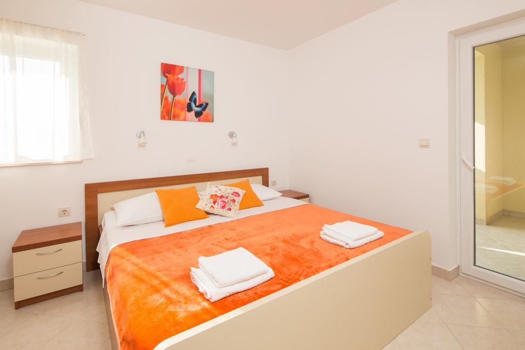 Apartments Leon Podstrana Pokój zdjęcie