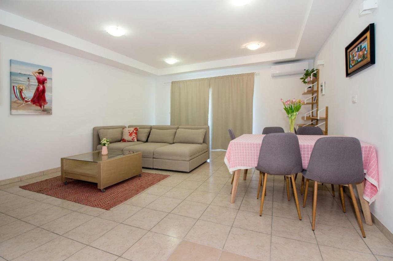 Apartments Leon Podstrana Zewnętrze zdjęcie