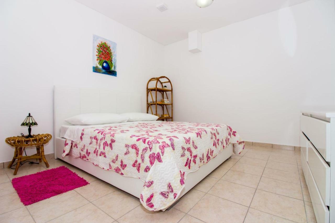 Apartments Leon Podstrana Zewnętrze zdjęcie