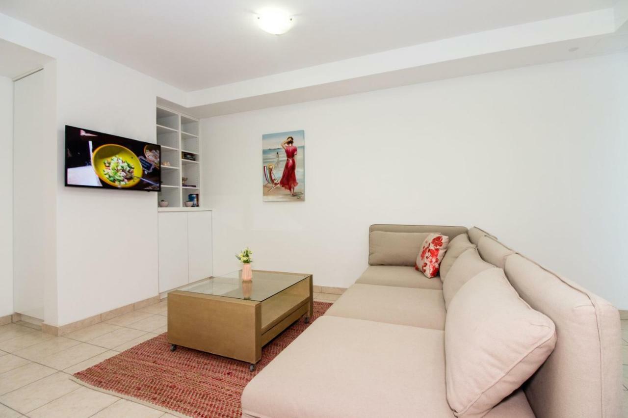 Apartments Leon Podstrana Zewnętrze zdjęcie